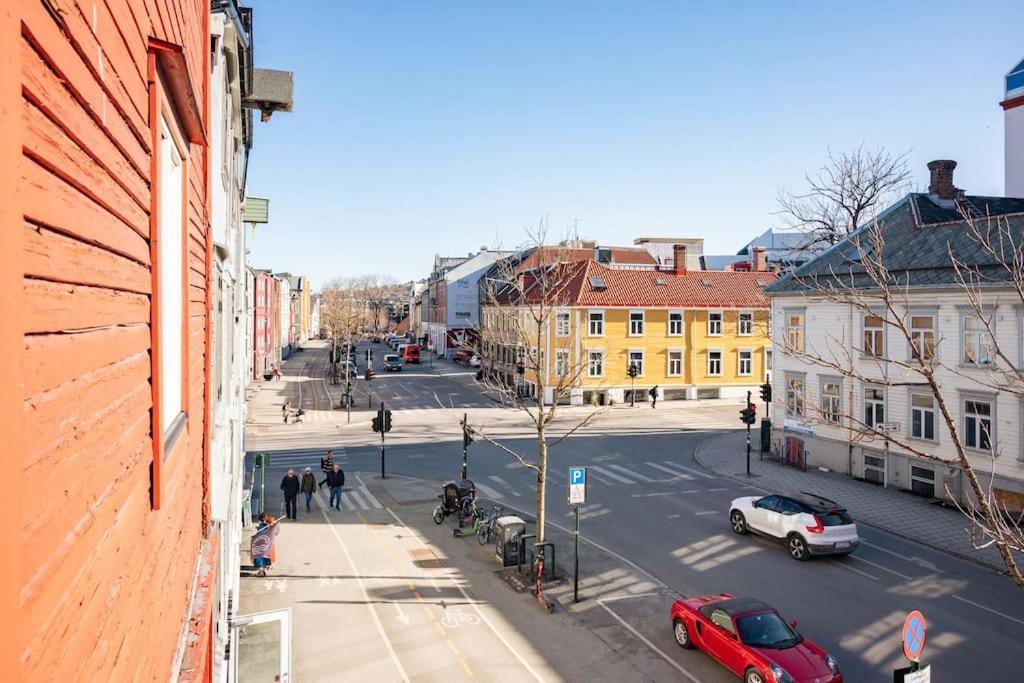 City View By The Canal Trondheim Buitenkant foto